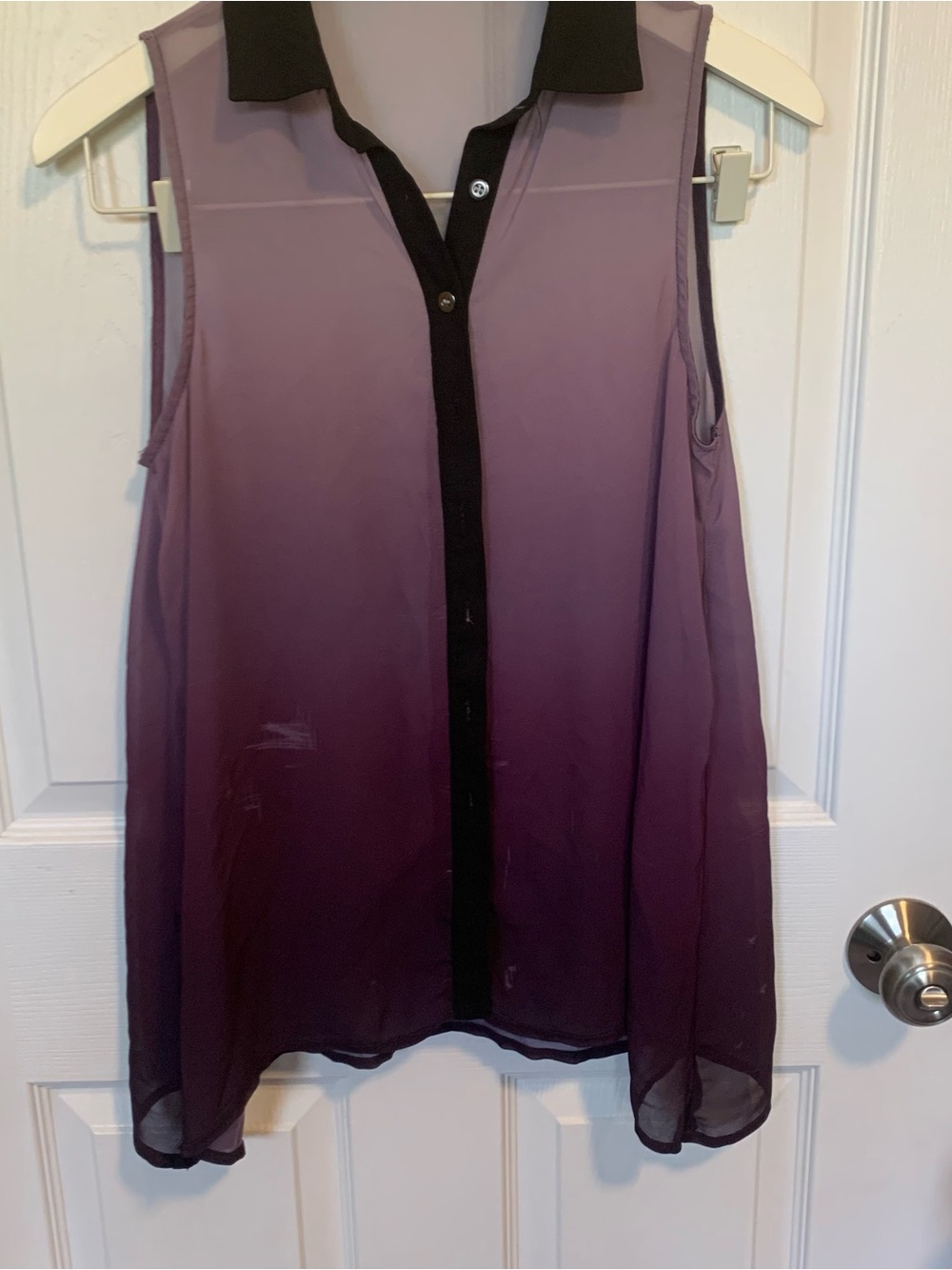 Sleeveless Ombre Purple Button-Front Blouse with Black Trim